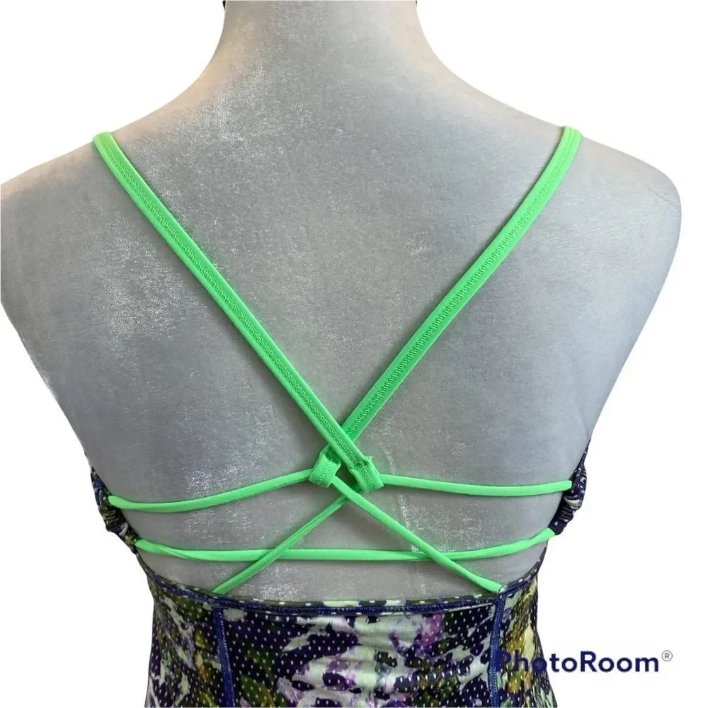 Lululemon Floral Sport White Multi/Pistachio Dancing‎ Warrior Activewear Top 8